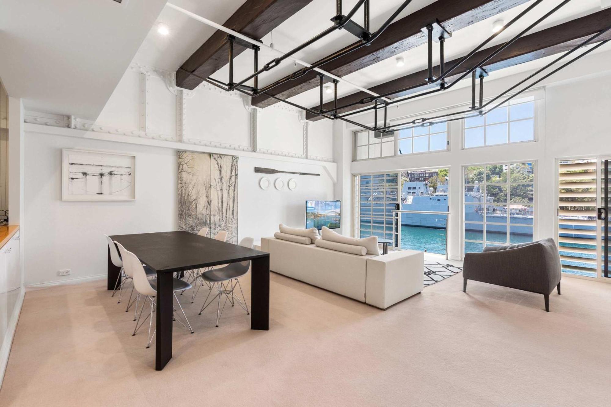 Spacious Waterfront Luxury At Woolloomooloo Wharf Sydney